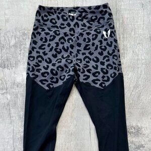 Firm Abs Scrunch Butt Leopard Print Leggings Pockets Perfect Goddess L Large